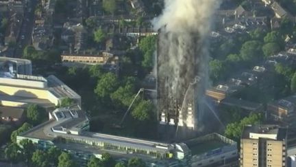 Incendie à Londres : les derniers éléments d'information (FRANCE 2)