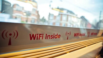 &nbsp; (Le wifi existe déjà dans certains trains, comme les Thalys reliant Paris à Bruxelles, mais le coût est très cher. © Maxppp)