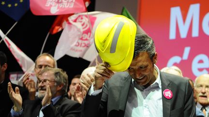 L'ancien syndicaliste de Florange Edouard Martin donne un meeting &agrave; Metz, le 13 mai 2014, en tant que t&ecirc;te de liste socialiste aux europ&eacute;ennes pour la r&eacute;gion Grand Est.&nbsp; (JEAN-CHRISTOPHE VERHAEGEN / AFP)