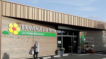 Pour satisfaire les demandes des consommateurs et mieux rémunérer les paysans, le réseau "Bienvenue à la ferme" propose des magasins en circuit court.&nbsp; (CAPTURE ECRAN FRANCE 2)