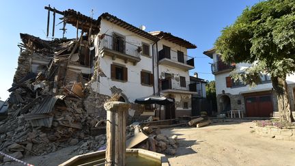 Le village de San Lorenzo a été en grande partie détruit par le séisme du 27 août 2016. (ALBERTO PIZZOLI / AFP)