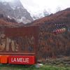 Des cabines des "Téléphériques des glaciers de la Meije", le 21 novembre 2023 à La Grave (Hautes-Alpes). (PAOLO PHILIPPE / FRANCEINFO)