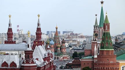 La cathédrale Saint-Basile, à Moscou (Russie), le 11 juillet 2022. (KIRILL KUDRYAVTSEV / AFP)