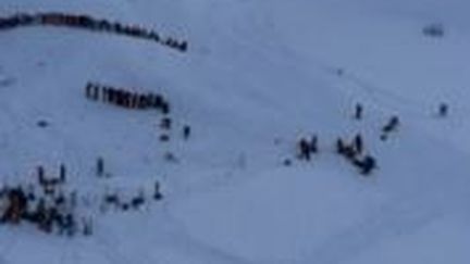 Isère : des élèves lyonnais emportés par une coulée de neige aux Deux-Alpes