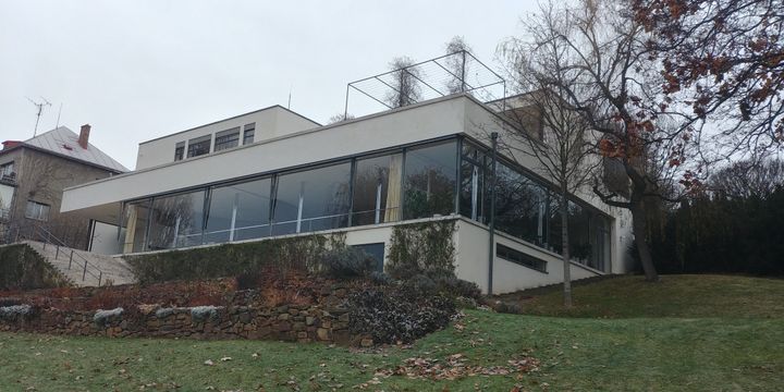 Villa Tugendhat, a masterpiece of functionalist architecture in Brno, classified by Unesco since 2001. Tours are offered there every day (EMMANUEL LANGLOIS/FRANCEINFO)