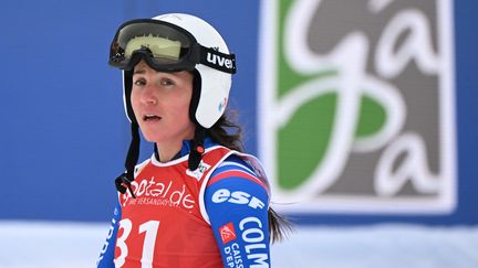 Tiffany Gauthier après la descente de Garmisch-Partenkirchen, le 29 janvier 2022 en Allemagne. (CHRISTOF STACHE / AFP)