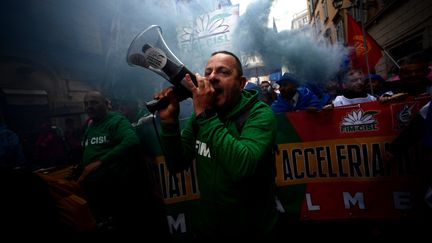 Des manifestants contre Stellantis à Rome, le 18 octobre 2024. (FILIPPO MONTEFORTE / AFP)