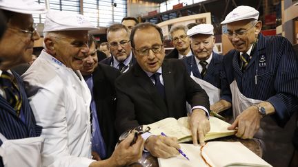 Salon de l'agriculture : François Hollande s'en prend à la grande distribution