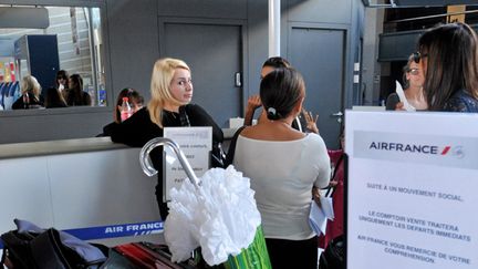  (Malgré la fin de grève des pilotes du SNPL (majoritaire), le trafic des avions d'Air France ne retournera à la normale que mardi, a annoncé la direction © Maxppp)