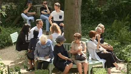 Dans les jardins du musée Delacroix, à Paris
 (France 3 Culturebox)