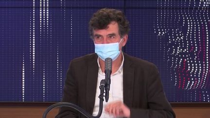 L'épidémiologiste Arnaud Fontanet, membre du Conseil scientifique, invité lundi 4 janvier 2021 sur franceinfo.
 (FRANCEINFO / RADIO FRANCE)