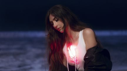 L'Américaine Weyes Blood sort son nouvel album "And In The Darkness, Hearts Aglow". (Neil Krug)