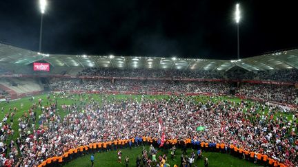 Le stade Auguste-Delaune en fusion (FRANCOIS NASCIMBENI / AFP)