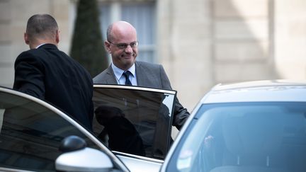 Jean-Michel Blanquer quitte l'Elysée, le 30 avril 2019, à Paris. (NICOLAS MESSYASZ/SIPA)