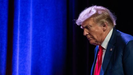 Donald Trump à Des Moines, dans l'Iowa (Etats-Unis), le 28 juillet 2023. (SERGIO FLORES / AFP)