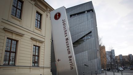 Devant le musée juif de Berlin (Allemagne), le 13 février 2017. (JAAP ARRIENS / NURPHOTO / AFP)