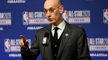 Adam Silver, le patron de la NBA. (STACY REVERE / GETTY IMAGES NORTH AMERICA)