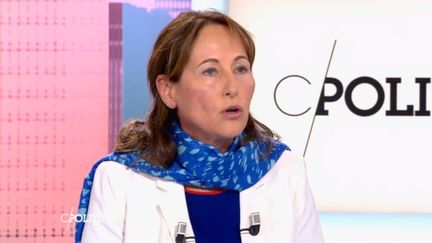 Intempéries dans le Sud-Est : Ségolène Royal veut un "mécanisme d'alerte" pour les maires