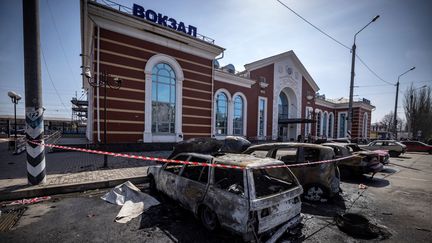 La gare de Kramatorsk (Ukraine), le 8 avril 2022 après un bombardement meurtrier. (FADEL SENNA / AFP)