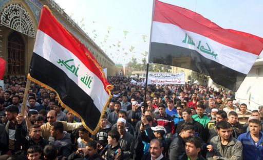 Des sunnites manifestent à Bagdad contre le gouvernement du chiite Nouri al-Maliki le 8 février 2013. (AFP - Ahmad al-Rubaye)