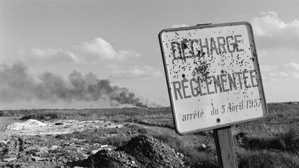 Une décharge à ciel ouvert au Havre (Seine-Maritime), en janvier 1973. (AFP)