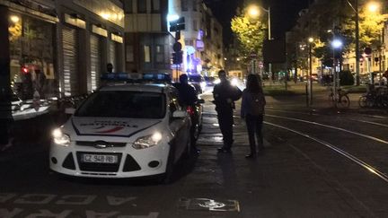 La place Kléber, à Strasbourg, a été évacuée après une alerte à la bombe, vendredi 6 octobre 2017.&nbsp; (MAXIME NAUCHE/FRANCEINFO)