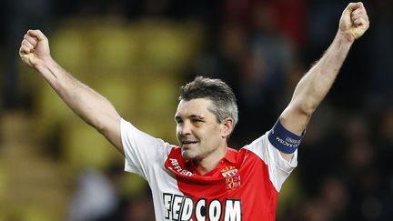 Jérémy Toulalan continue l'aventure sur le Rocher  (VALERY HACHE / AFP)