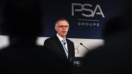 Le PDG du groupe PSA, Carlos Tavares, au siège français de Rueil-Malmaison le 26 février 2019 (ERIC PIERMONT / AFP)