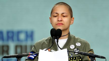 Emma Gonzalez, lors de son discours à Washington&nbsp;(Etats-Unis), le 24 mars 2018. (CHIP SOMODEVILLA / GETTY IMAGES NORTH AMERICA / AFP)