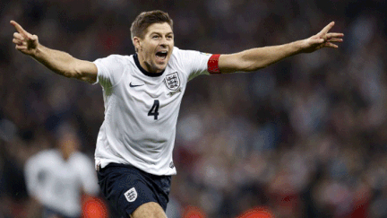 Steven Gerrard (Angleterre) fou de joie après son but libérateur, le deuxième de la victoire anglaise contre la Pologne (2-0)