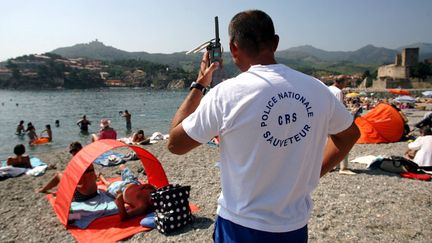 &nbsp; (L'an dernier, les plages françaises étaient surveillées par 500 CRS contre 1200 il y a trente ans © MaxPPP)