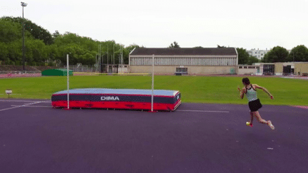 La pression monte chez les athlètes, à l’approche des Jeux olympiques. Focus sur le saut en hauteur, une épreuve d'athlétisme mythique, présente depuis les tous premiers Jeux à Athènes. Solène Gicquel, multiple championne de France, en livre les secrets.