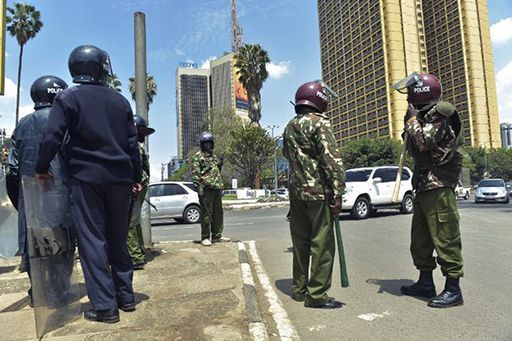 Tensions à Nairobi, le 13 octobre.  (Simon Maina/AFP)