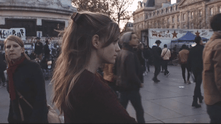 Noémie Schmidt interprète Anna dans "Paris est une fête" 
 (Capture d&#039;image Culturebox)