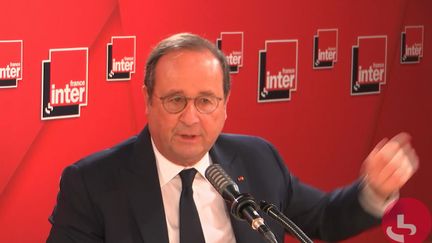 François Hollande, le 20 octobre 2021 sur France Inter. (FRANCEINTER / RADIO FRANCE)