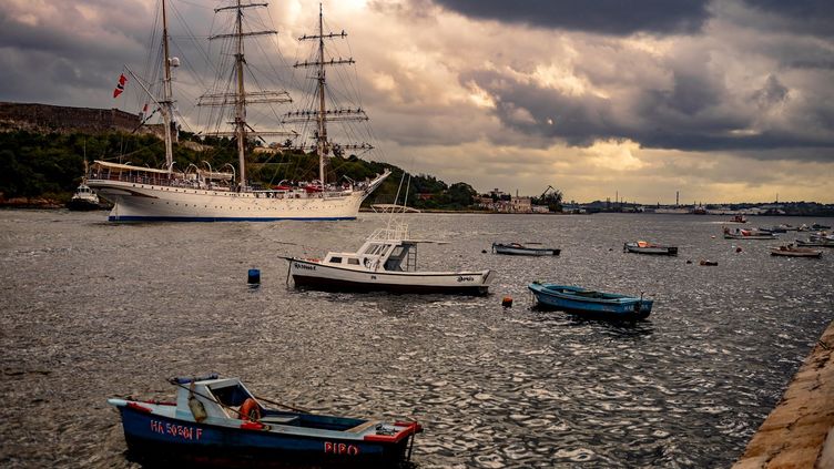 Statsraad Lehmkuhl : le trois-mâts norvégien aux mille vies à la conquête de l'Armada 2023 de Rouen