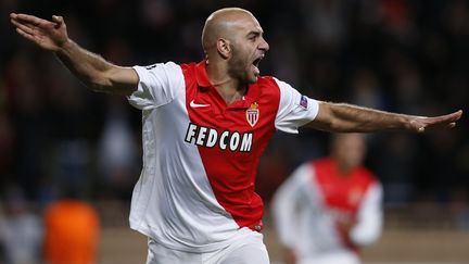 Le d&eacute;fenseur central mon&eacute;gasque Aymen Abdennour c&eacute;l&egrave;bre son but, qui a permis &agrave; l'AS Monaco d'ouvrir le score contre le Zenit Saint-P&eacute;tersbourg, &agrave; Monacol, le 9 d&eacute;cembre 2014. (VALERY HACHE / AFP)