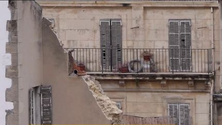 Immeubles effondrés à Marseille : les habitants évacués dans l’incertitude (Capture franceinfo)