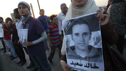 Une manifestation le 6 juin 2011 au Caire (Egypte), organis&eacute;e pour marquer le premier anniversaire de la mort de Khaled Sa&iuml;d. (KHALED DESOUKI / AFP)