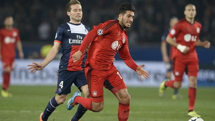 Yohan Cabaye passé par le joueur du Bayer, Can