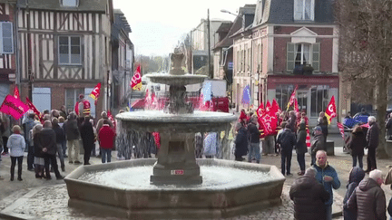 Réforme des retraites : la commune de Pont-l’Évêque se mobilise pour la 2e fois, une première depuis 1968 (FRANCE 3)