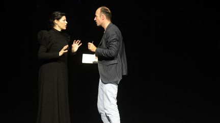 Aurélien Bory monte sur la scène du théâtre du Capitole de Toulouse, deux opéras : "Barbe Bleue" et "Le prisonnier"
 (REMY GABALDA / AFP)