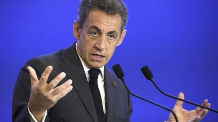 Nicolas Sarkozy fait un discours de bienvenue devant les nouveaux adhérents du parti Les Républicains, le 9 janvier 2016 à Paris. (DOMINIQUE FAGET / AFP)