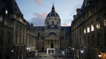 Samuel Paty : la Nation rend hommage à l'enseignant