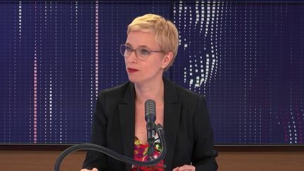 Clémentine Autain, députée la France insoumise de Seine-Saint-Denis, était l'invité du "8h30 franceinfo", mercredi 8 juillet 2020.&nbsp; (FRANCEINFO / RADIOFRANCE)