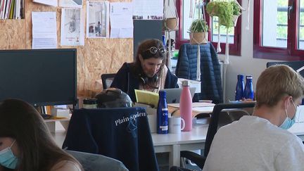 Pass sanitaire : bientôt obligatoire au travail ?&nbsp;&nbsp; (FRANCE 3)