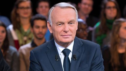 Le Premier ministre, Jean-Marc Ayrault, sur le plateau de France 2, le 27 septembre 2012. (BERTRAND LANGLOIS / AFP)