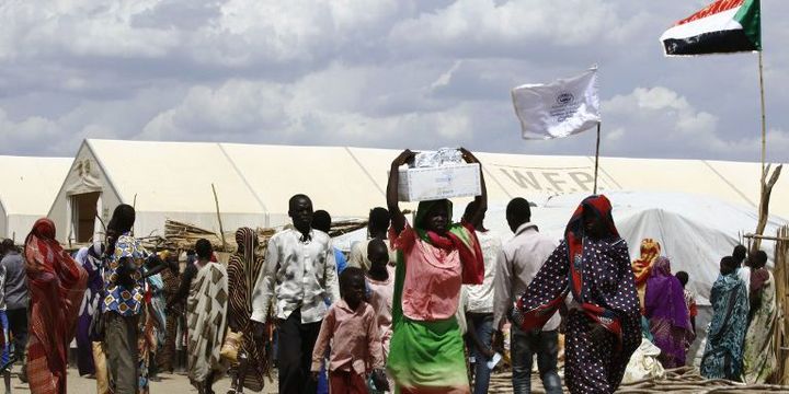 Réfugiés du Soudan du Sud dans un camp de réfugiés au Soudan, au sud de Karthoum. Plus de 95.000 Soudanais du Sud sont entrés au Soudan, a déclaré l'ONU, alors que des milliers de personnes continuent à fuir la guerre et la famine dans la plus jeune nation du monde. (ASHRAF SHAZLY / AFP)