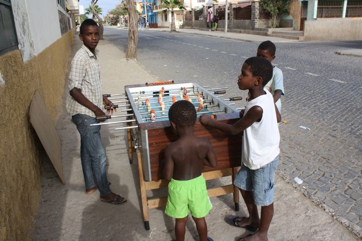 &nbsp; (© Scène de rue à Santa Maria - Photo Emmanuel Langlois)