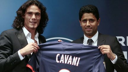 Le PSG est le seul club à venir troubler l'hégémonie des deux géants espagnols. En achetant Edinson Cavani au Napoli pour 64 millions d'euros, le club parisien s'assure la neuvième place du classement. A ce prix, l'Uruguayen est évidemment le joueur le plus cher de l'histoire de la Ligue 1.